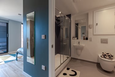 Deluxe En Suite at Benson Yard, 18 Benson Street, City Centre, Liverpool, L12ST - Image 7
